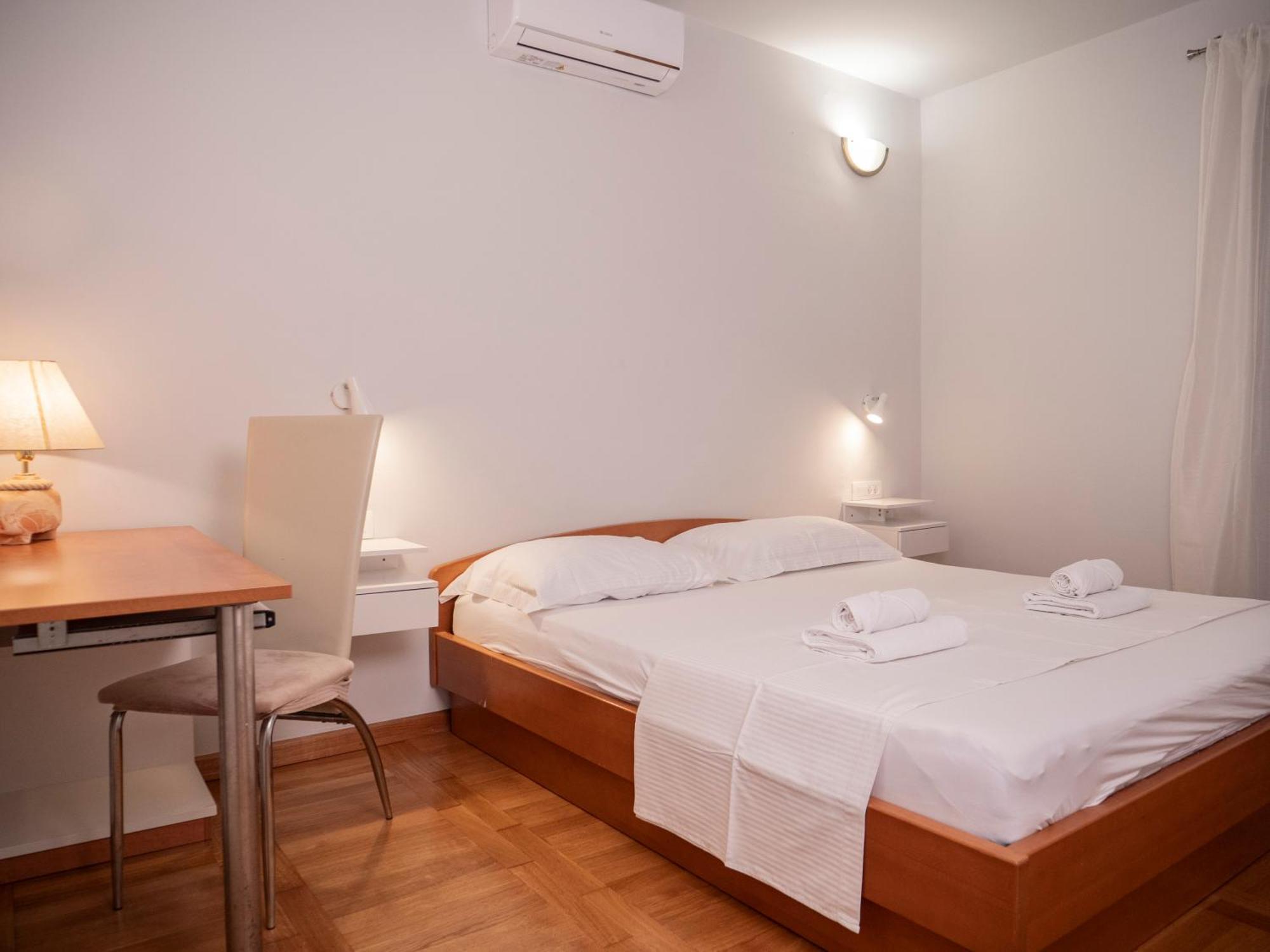 Apartment Jelka- Center Of חוואר מראה חיצוני תמונה